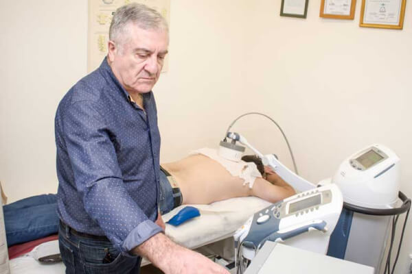 Как лечить боли в спине?